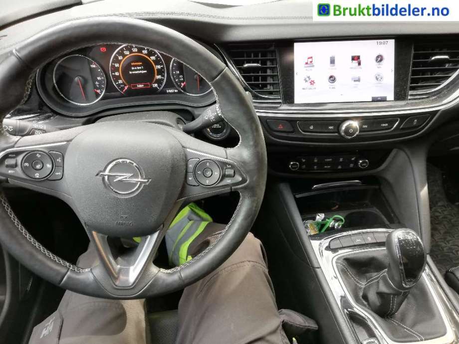 Opel Insignia B 2017-->> , Motorkode: B15SFT, Girkassekode: 