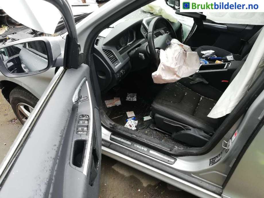 Volvo XC60 2014-2017 (Type I, Fase 2) , Motorkode: D5244T17, Girkassekode: 