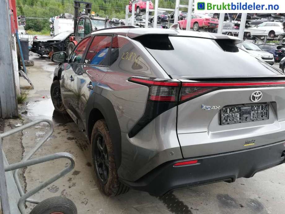 Toyota bZ4X 2022-->> , Motorkode: , Girkassekode: 