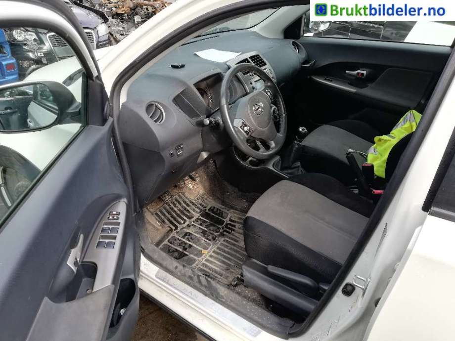 Toyota Urban Cruiser 2009-2014 , Motorkode: 1ND-TV, Girkassekode: 