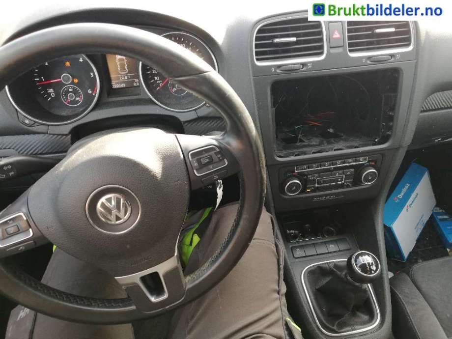 VW Golf VI 2008-2012 , Motorkode: CFFB, Girkassekode: 