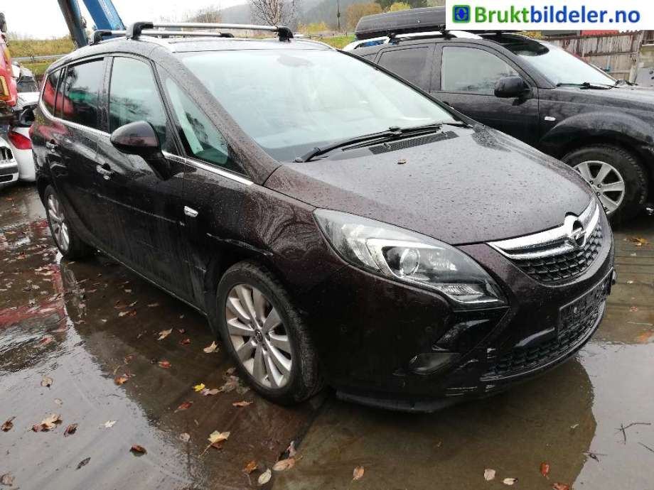 Opel Zafira Tourer, 2012-2018  delebil , Motorkode: A20DT