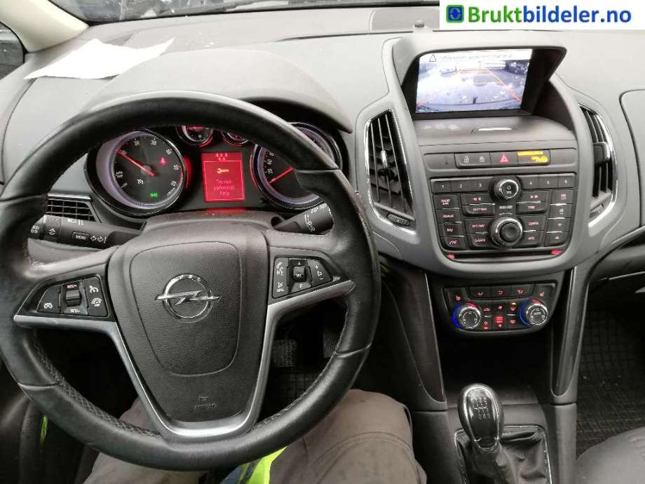 Opel Zafira Tourer 2012-2018 delebil , Motorkode: A20DT, Girkassekode: 