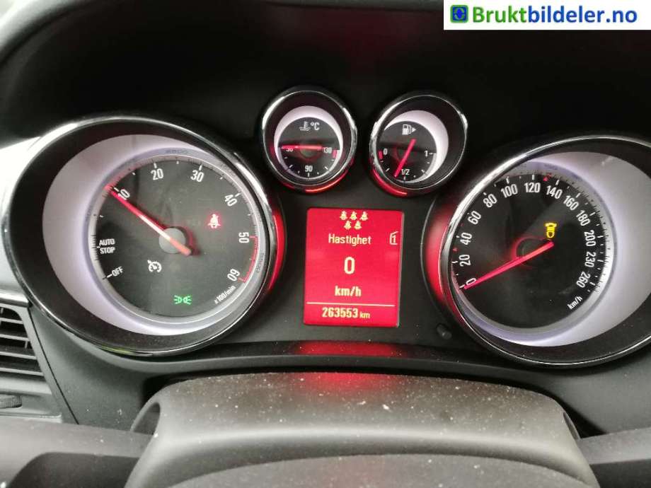 Opel Zafira Tourer 2012-2018 delebil , Motorkode: A20DT, Girkassekode: 