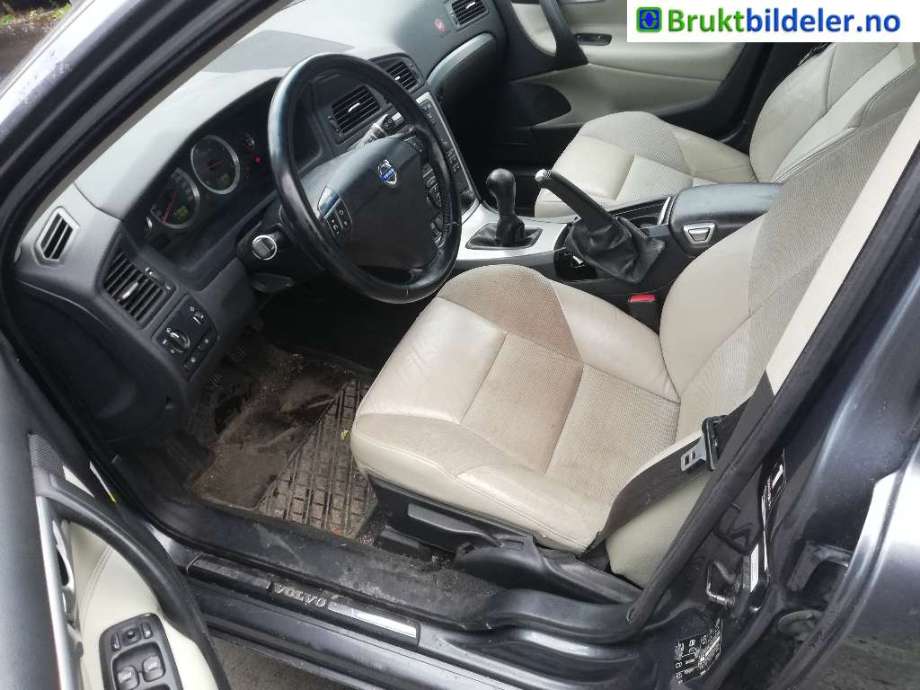 Volvo V70 2005-2007 (Type II, Fase 2) delebil , Motorkode: D5244T7, Girkassekode: 