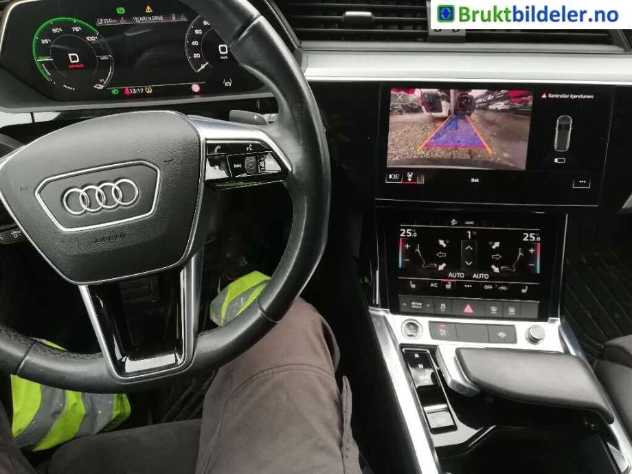 Audi e-tron 2018-->> delebil , Motorkode: BM1J, Girkassekode: 