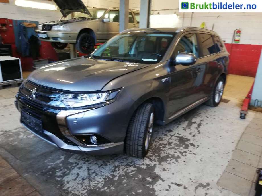 Mitsubishi Outlander 2015-->> (Type III, Fase 2) , Motorkode: 4B11, Girkassekode: 