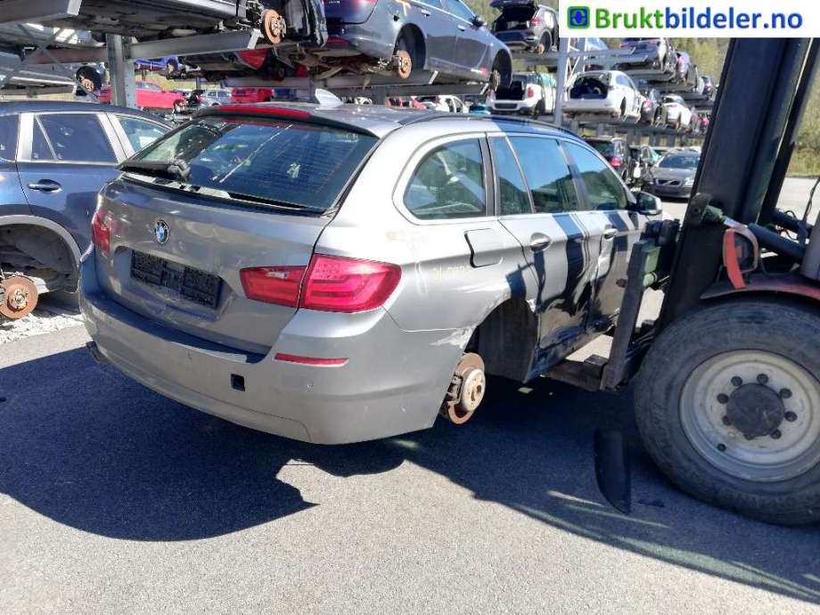 BMW 5-Serie 2010-2017 (F10/F11) (F10/F11), Motorkode: N47-D20C, Girkassekode: 