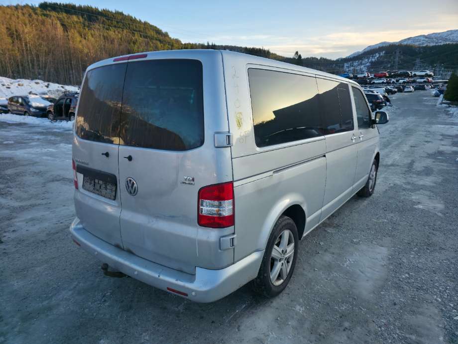 VW Transporter / Caravelle 2009-2015 (Fase 2) (T5) (T5), Motorkode: CAAC, Girkassekode: 