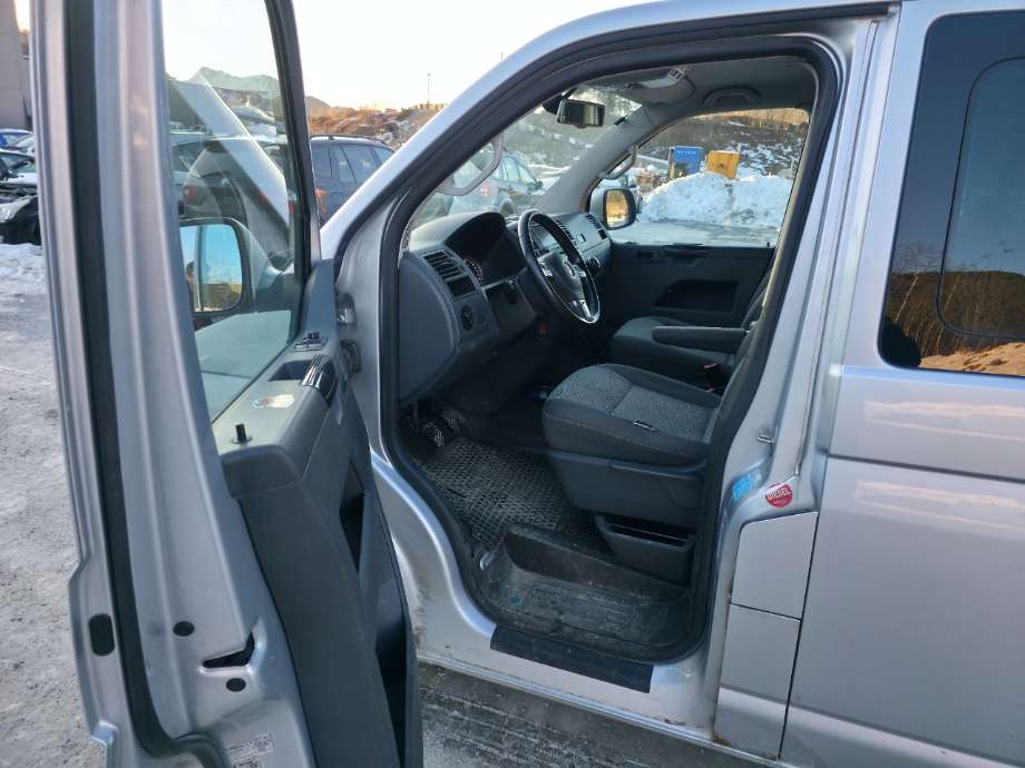 VW Transporter / Caravelle 2009-2015 (Fase 2) (T5) (T5), Motorkode: CAAC, Girkassekode: 