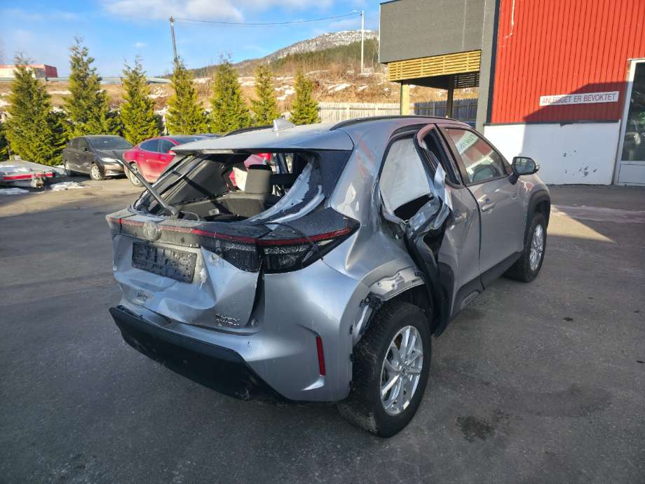 Toyota Yaris Cross (SUV) 2021-->> , Motorkode: M15A-FXE, Girkassekode: 