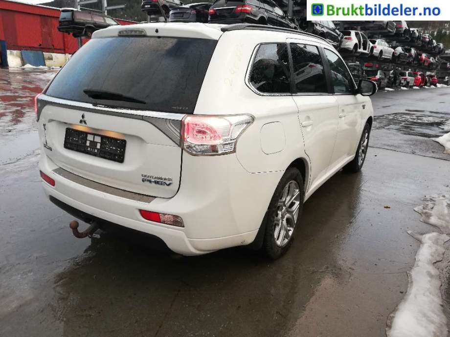 Mitsubishi Outlander 2012-2015 (Type III, Fase 1) , Motorkode: 4B11, Girkassekode: 