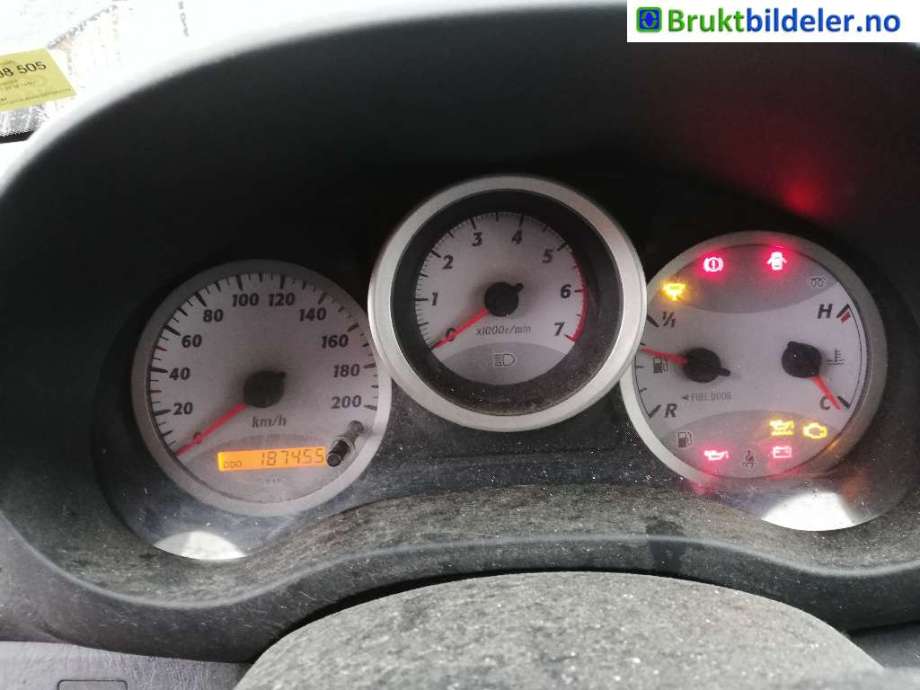 Toyota RAV4 2000-2006 (Type II) , Motorkode: 1CD-FTV, Girkassekode: 