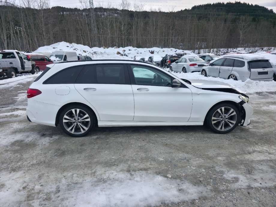 Mercedes C-Klasse 2014-2018 (Fase 1) (W205) (W205), Motorkode: M274.920, Girkassekode: 