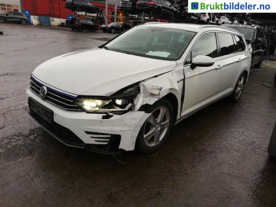 VW Passat 2015-2019 (Fase 1) (B8) (B8), Motorkode: CUKC, Girkassekode: 