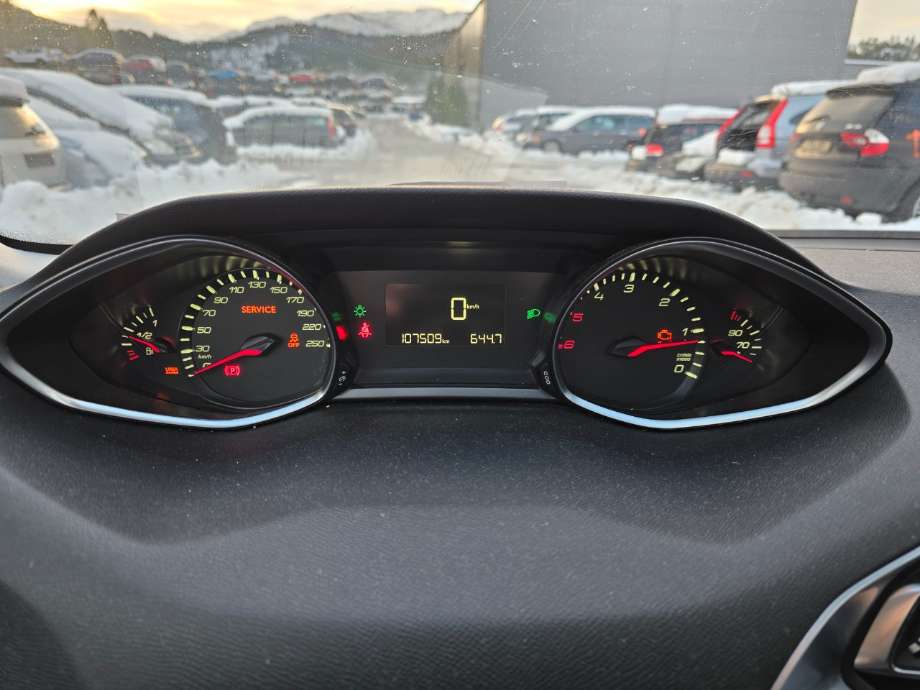 Peugeot 308 2013-2021 (Type II) , Motorkode: BHY, Girkassekode: 