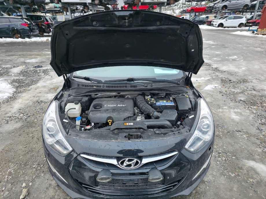 Hyundai i40 2012-2017 , Motorkode: D4FD, Girkassekode: 