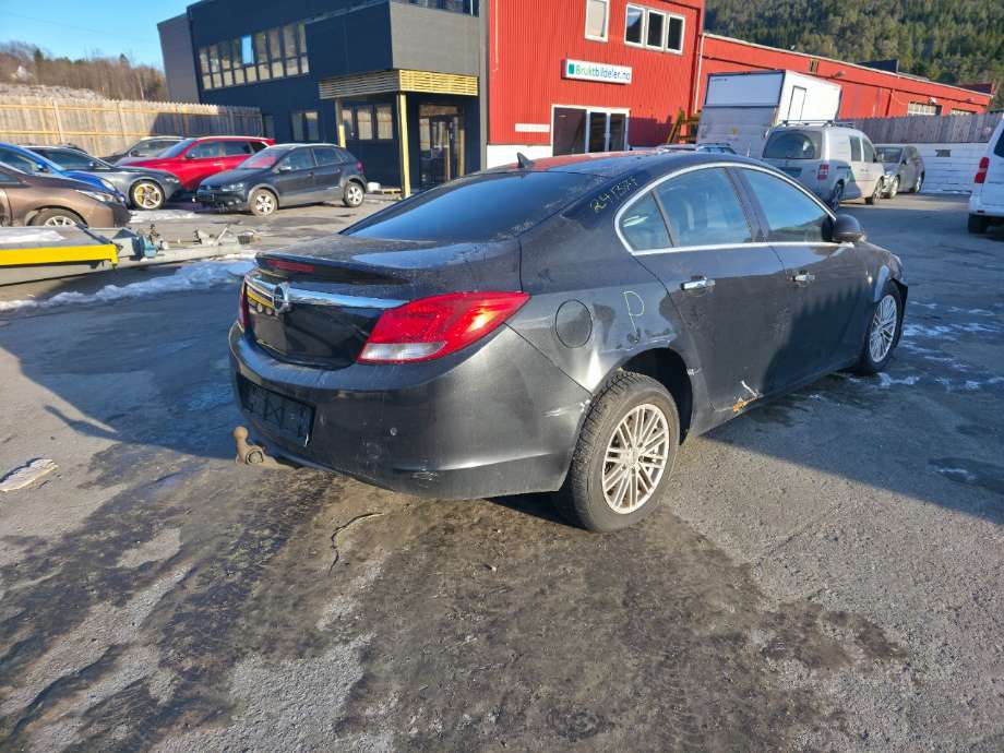 Opel Insignia A 2009-2014 , Motorkode: A20DTJ, Girkassekode: 