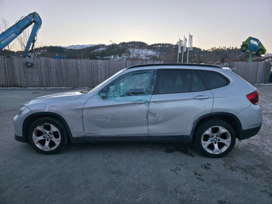 BMW X1 2009-2015 (E84) (E84), Motorkode: N47-D20C, Girkassekode: 