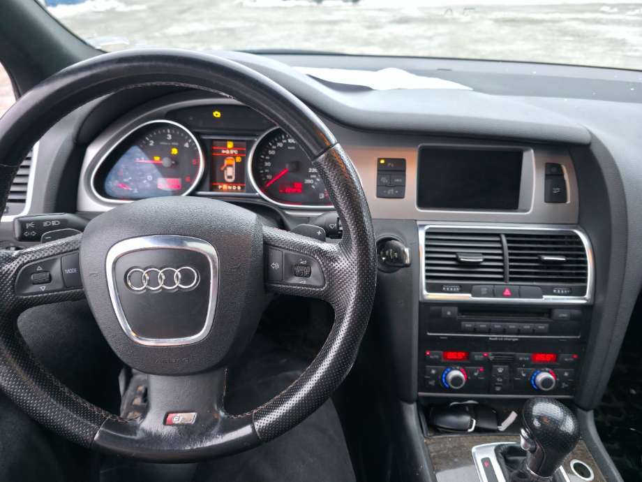 Audi Q7 2006-2010 (Type I, Fase 1) , Motorkode: BUG, Girkassekode: 