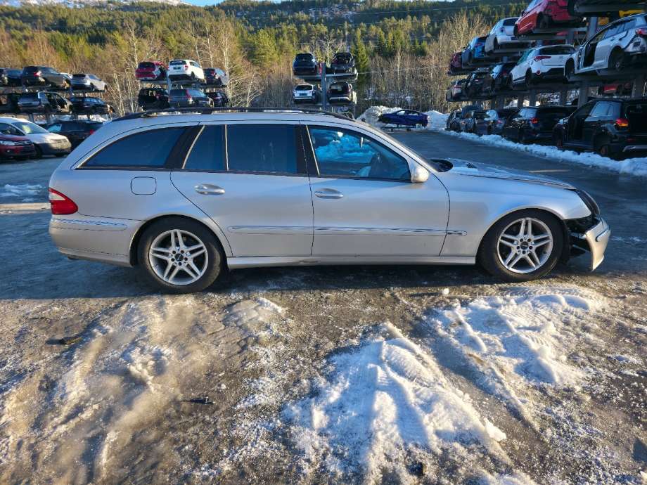 Mercedes E-Klasse 2002-2006 (Fase 1) (W211) (W211), Motorkode: OM648.961, Girkassekode: 