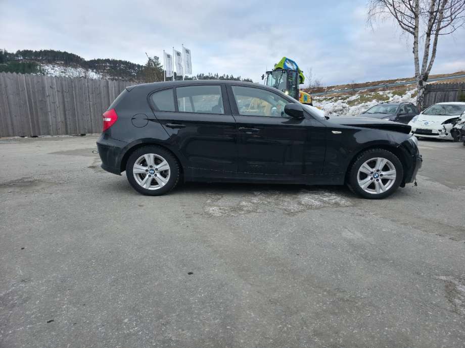BMW 1-Serie 2004-2011 (E81/E82/E87/E88) (E81/E82/E87/E88), Motorkode: N47-D20C, Girkassekode: 