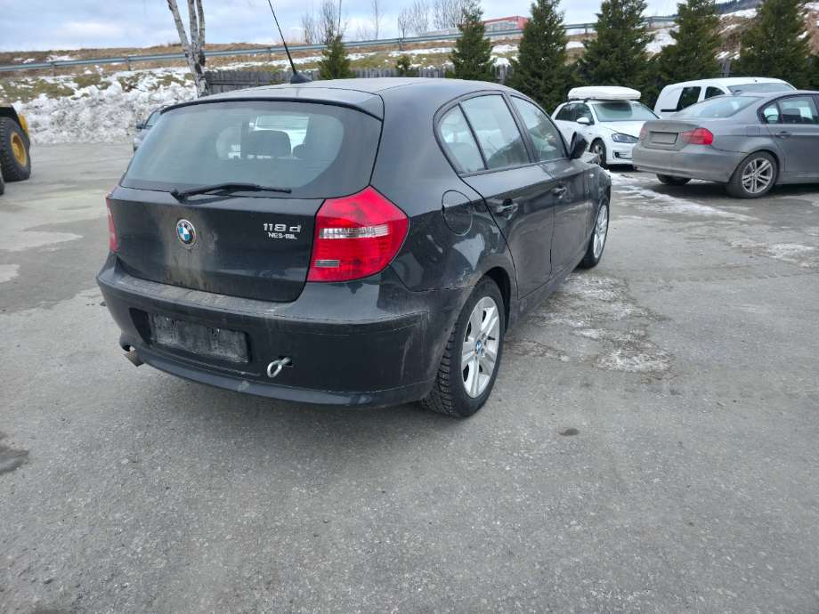 BMW 1-Serie 2004-2011 (E81/E82/E87/E88) (E81/E82/E87/E88), Motorkode: N47-D20C, Girkassekode: 