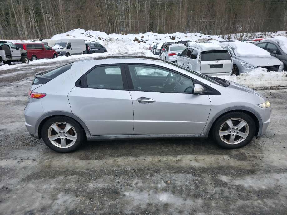 Honda Civic 2006-2011 (Type VIII) , Motorkode: R18A2, Girkassekode: 