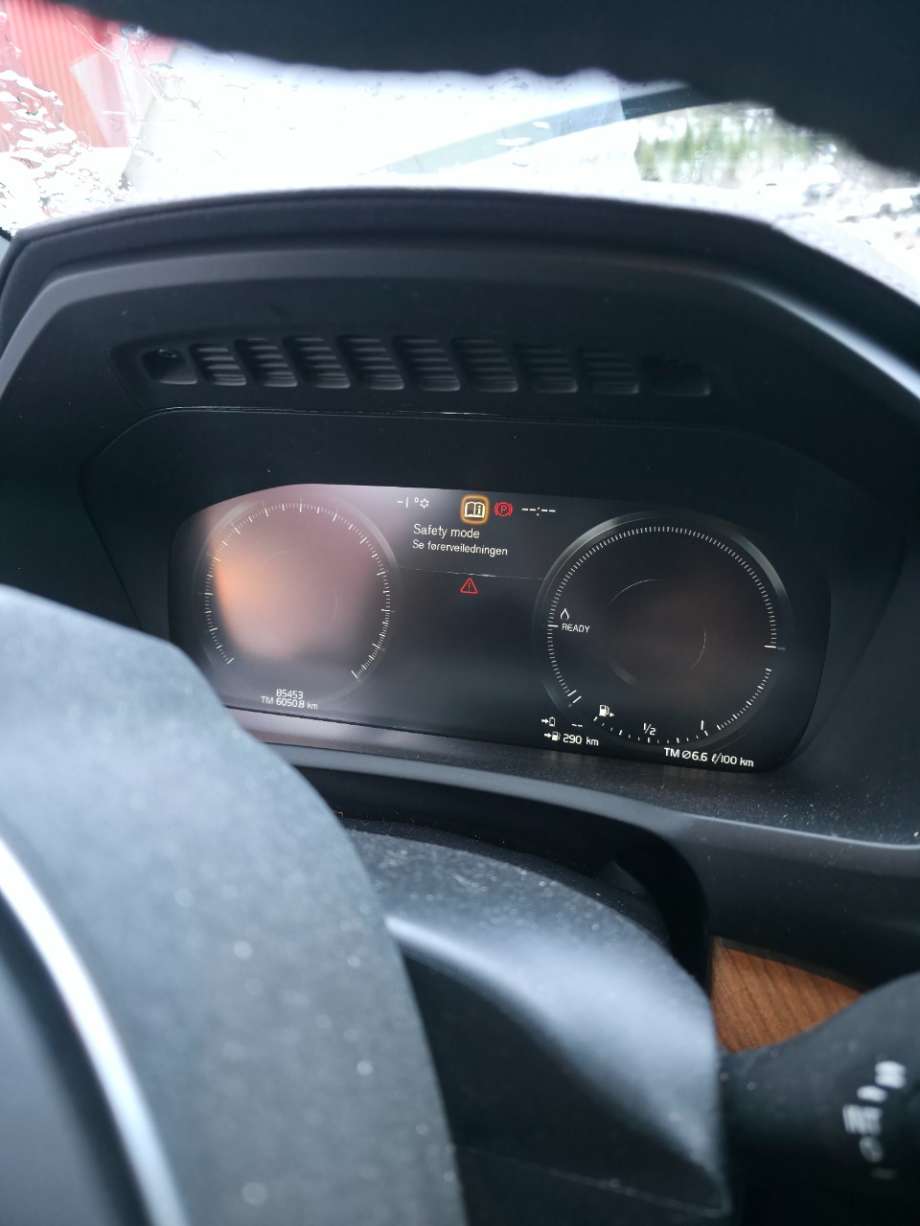 Volvo XC90 2015-2025 (Type II) , Motorkode: B4204T34, Girkassekode: 