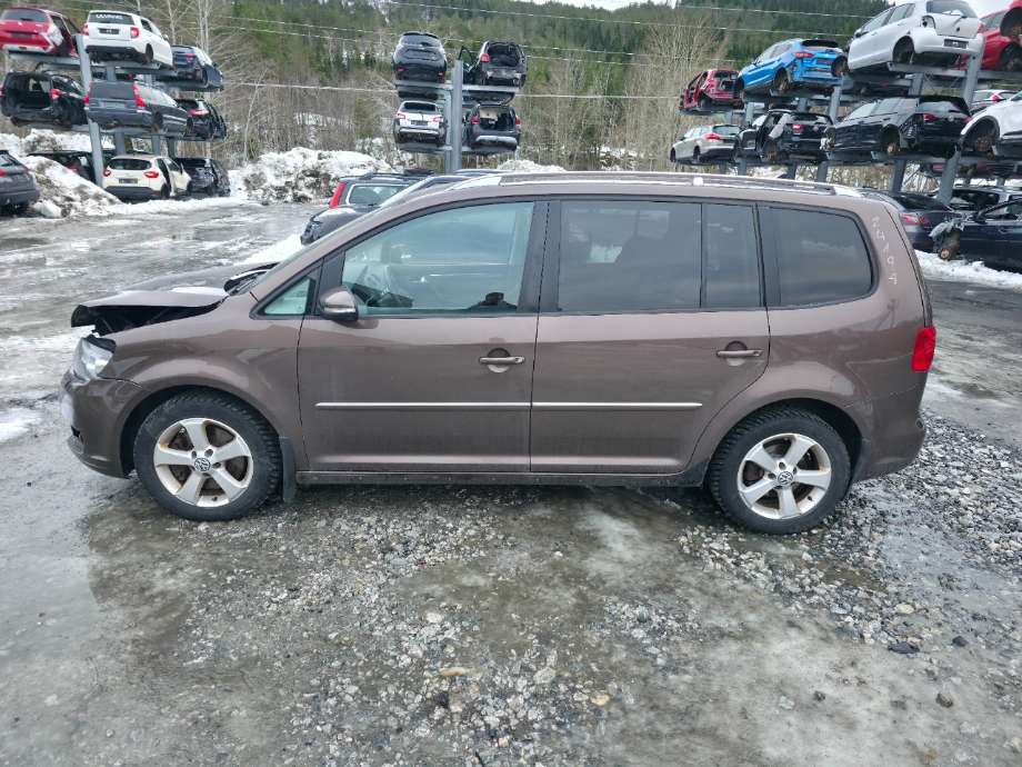 VW Touran 2010-2015 (Type I, Fase 3) , Motorkode: CFHC, Girkassekode: 