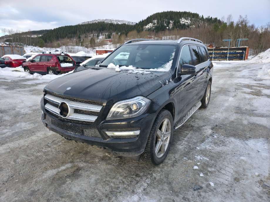 Mercedes GL 2012-2016 (Fase 1) (X166) (X166), Motorkode: OM642.826, Girkassekode: 