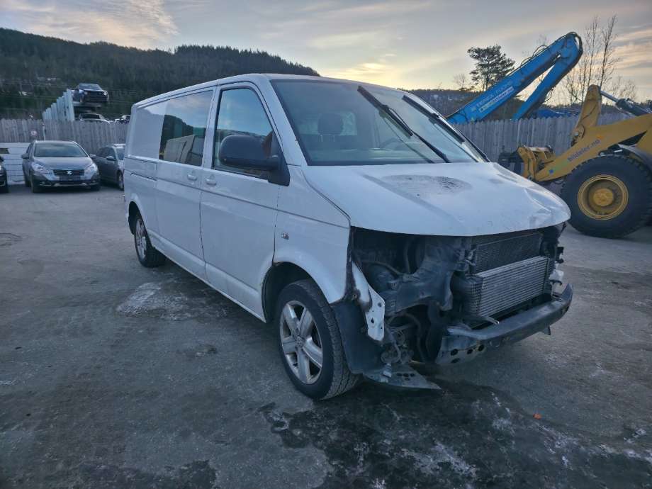 VW Transporter / Caravelle 2009-2015 (Fase 2) (T5) (T5), Motorkode: CFCA, Girkassekode: 