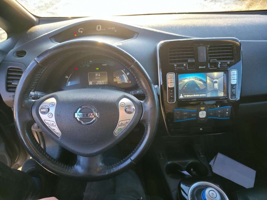 Nissan Leaf 2011-2017 (Type I) , Motorkode: EM57, Girkassekode: 