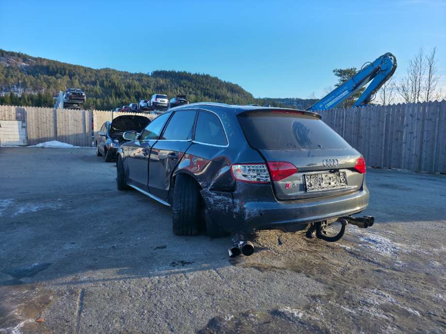 Audi A4 2007-2014 (Type IV) (B8) (B8), Motorkode: CAKA, Girkassekode: 