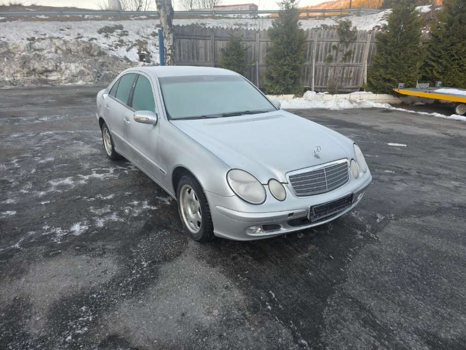 Mercedes E-Klasse 2002-2006 (Fase 1) (W211) (W211), Motorkode: OM646.961, Girkassekode: