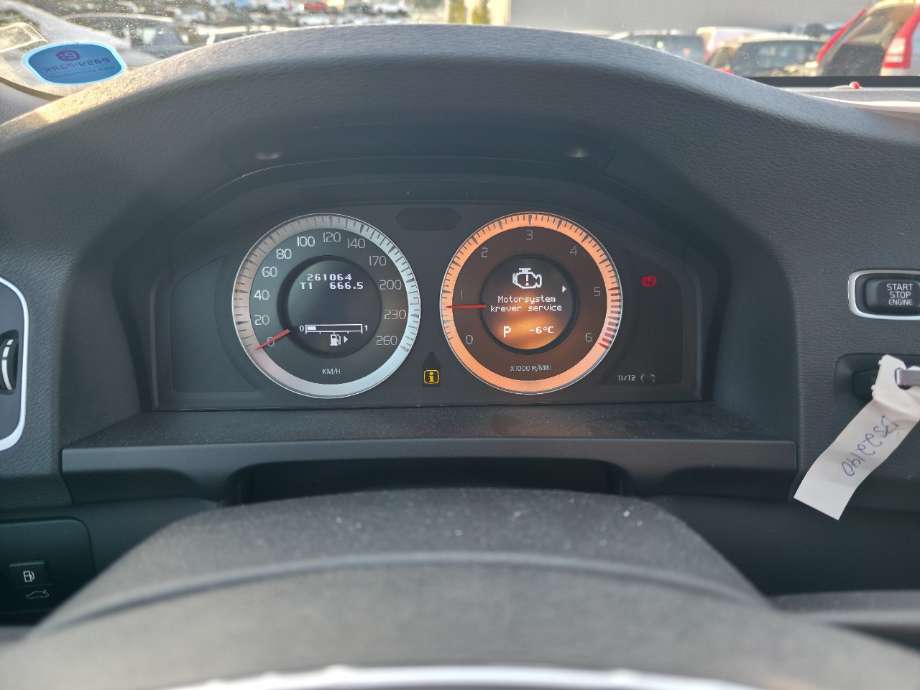 Volvo S60 2010-2014 (Type II, Fase 1) , Motorkode: D5204T2, Girkassekode: 