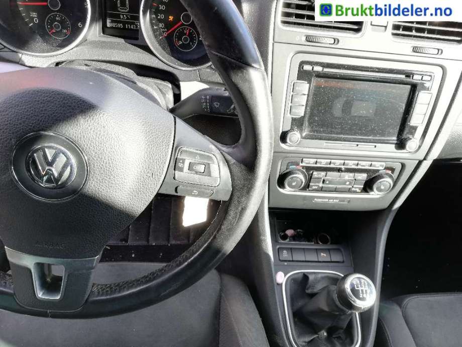 VW Golf VI 2008-2012 , Motorkode: CFFB, Girkassekode: LNM