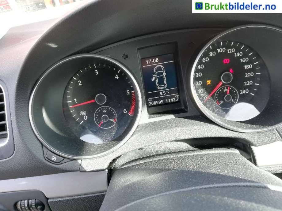 VW Golf VI 2008-2012 , Motorkode: CFFB, Girkassekode: LNM