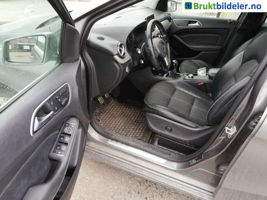 Mercedes B-Klasse 2011-2018 (W246) delebil , Motorkode: M270.910, Girkassekode: 
