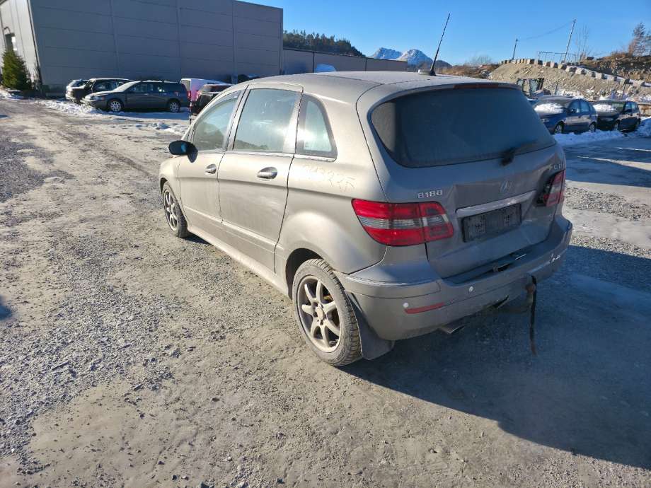 Mercedes B-Klasse 2008-2011 (Fase 2) (W245) delebil , Motorkode: OM640.940, Girkassekode: 