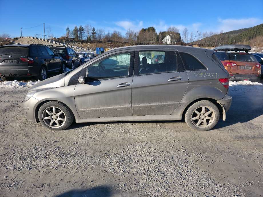 Mercedes B-Klasse 2008-2011 (Fase 2) (W245) delebil , Motorkode: OM640.940, Girkassekode: 