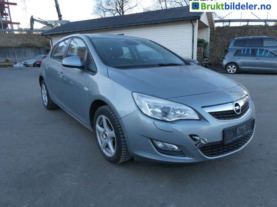 Opel Astra J, 2010-2015  delebil , Motorkode: A14XER
