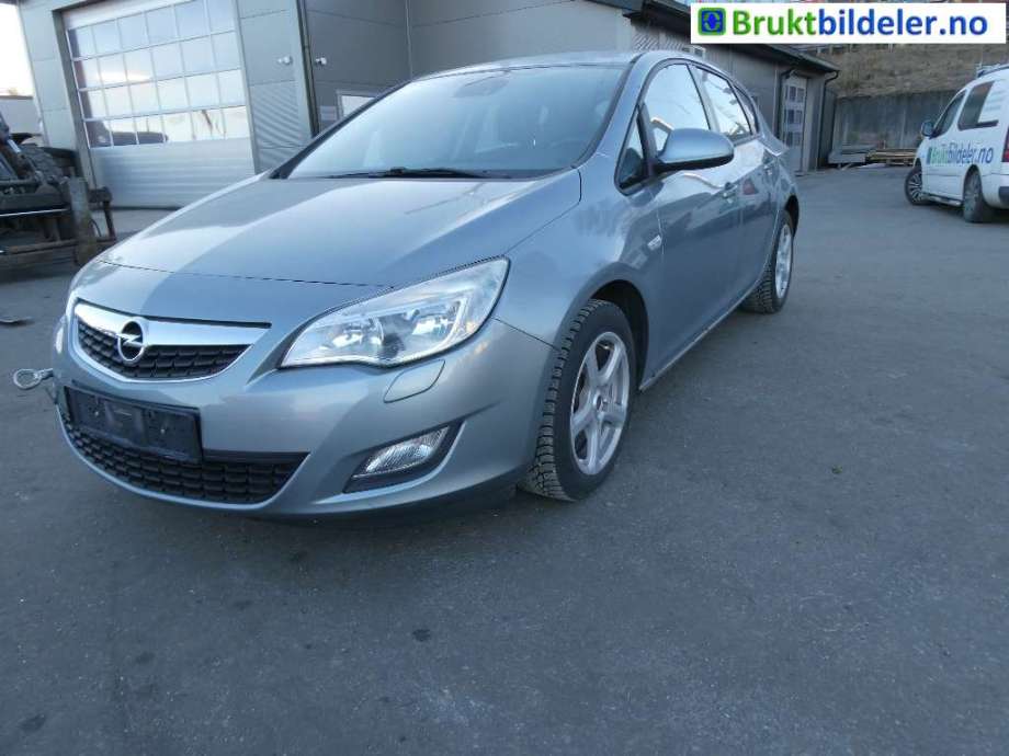 Opel Astra J 2010-2015 delebil , Motorkode: A14XER, Girkassekode: 