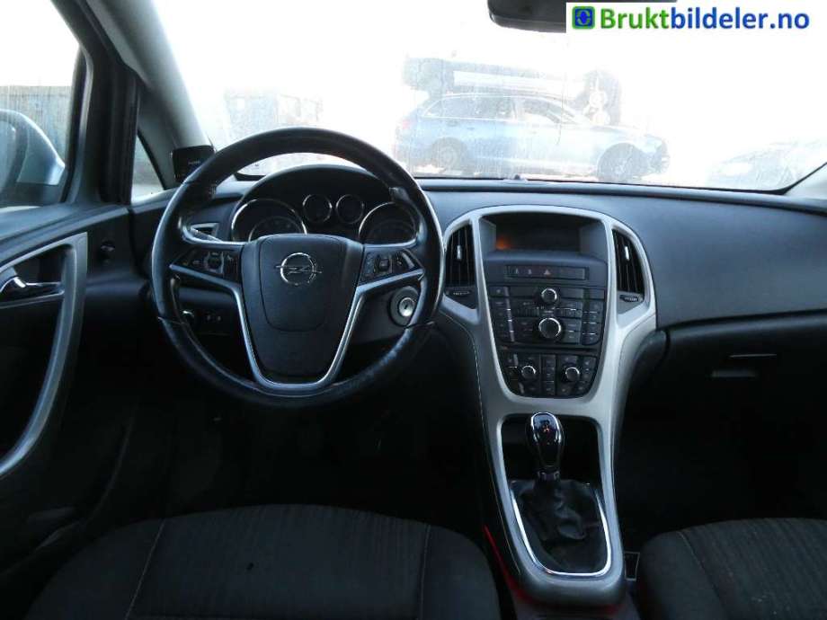 Opel Astra J 2010-2015 delebil , Motorkode: A14XER, Girkassekode: 