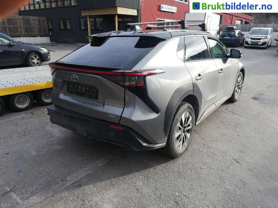 Toyota bZ4X 2022-->> , Motorkode: , Girkassekode: 