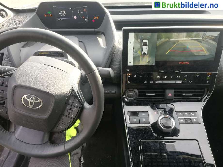 Toyota bZ4X 2022-->> , Motorkode: , Girkassekode: 