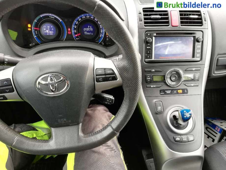 Toyota Auris 2010-2012 (Type I, Fase 2) , Motorkode: 2ZR-FXE, Girkassekode: 