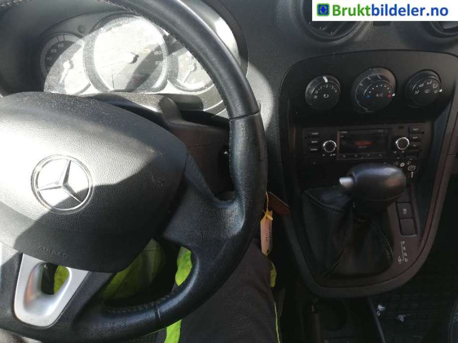 Mercedes Citan 2012-2021 (W415) (W415), Motorkode: M200.711, Girkassekode: 