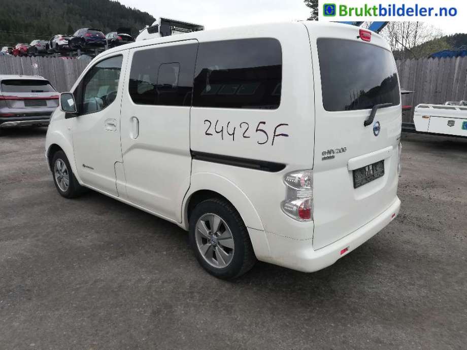 Nissan NV200 2010-2019 , Motorkode: EM57, Girkassekode: 