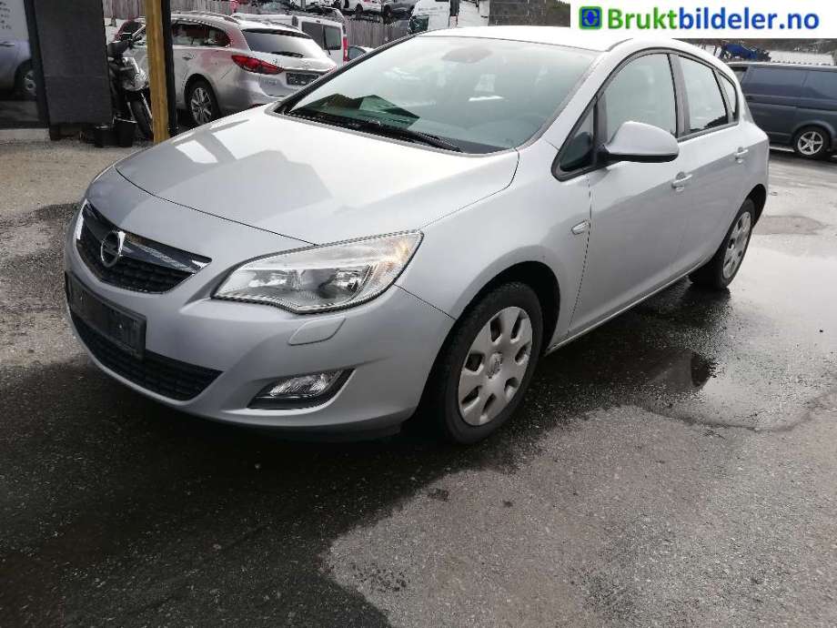 Opel Astra J 2010-2015 delebil , Motorkode: A14XER, Girkassekode: 